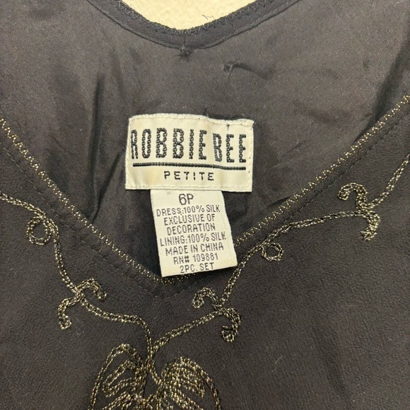 Robbie Bee Vintage 100% Silk Dress - Picture 5 of 12